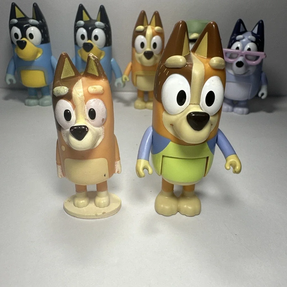 Bluey and Friends Family Figures Toys Lot of 16 Figures